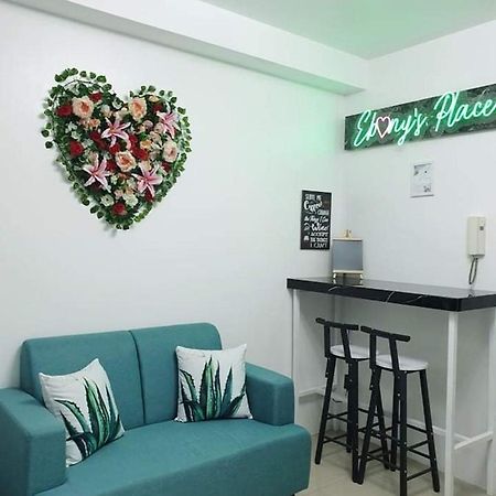 Ebony'S Place At Shore Residences Manila Ngoại thất bức ảnh